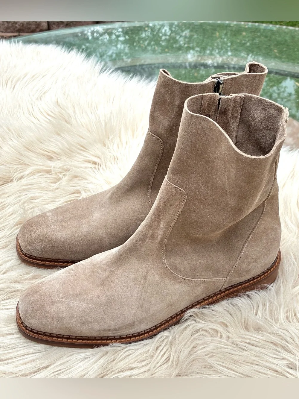 La Canadienne NWOT Silvie Boots Sz 10